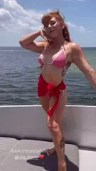 Isla Dawn - Video
