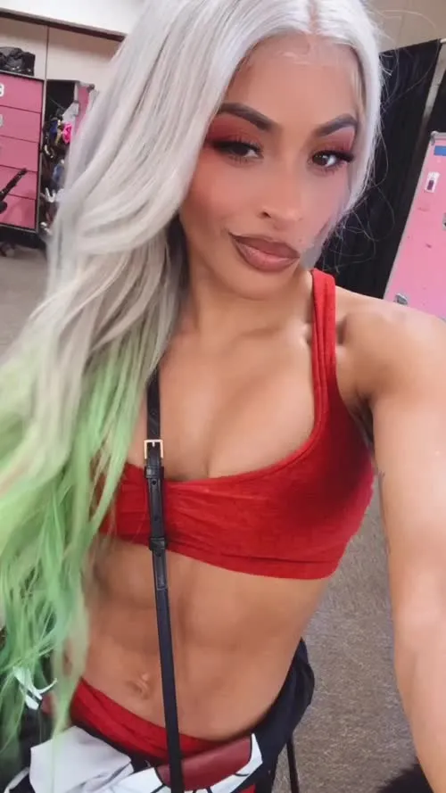 Zelina Vega // Thea Trinidad - Video