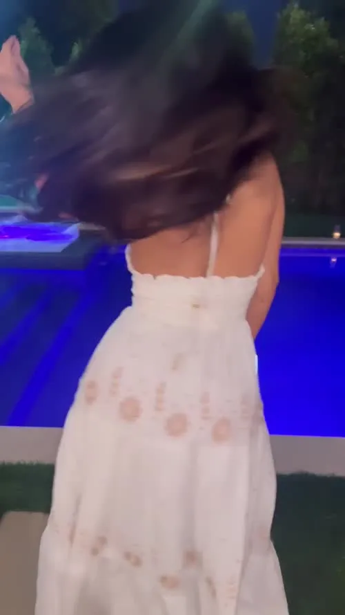 Becky G - Video
