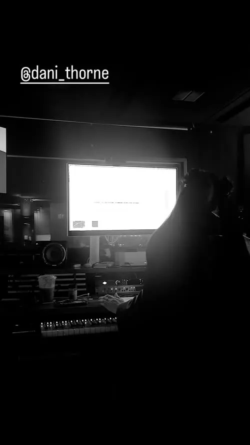Dani Thorne - Video