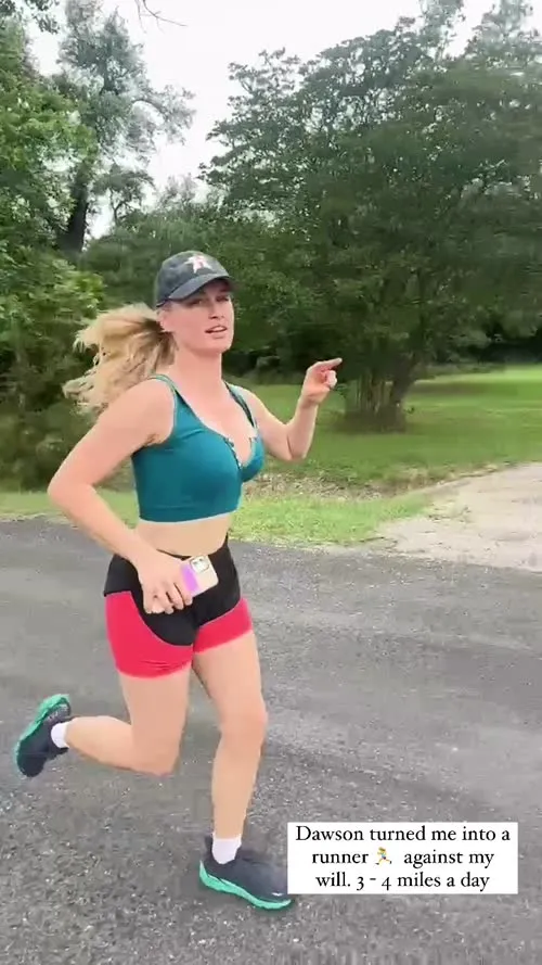 Leven Rambin - Video #118763