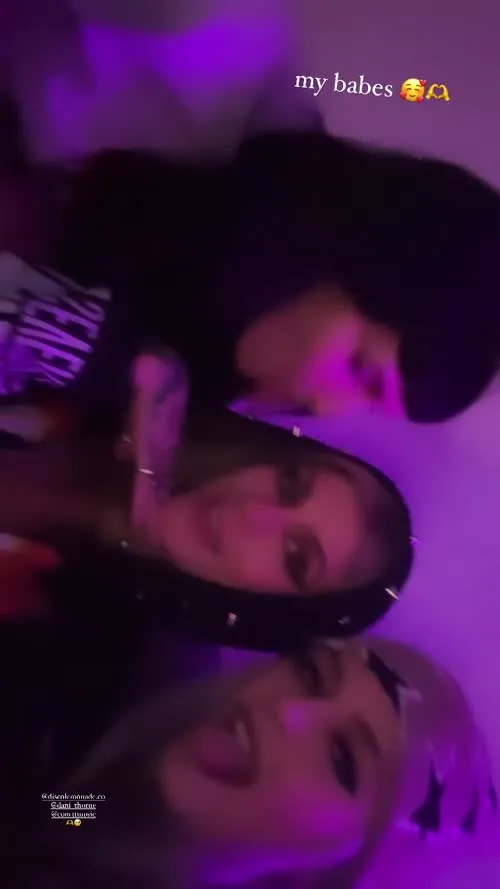 Dani Thorne - Video