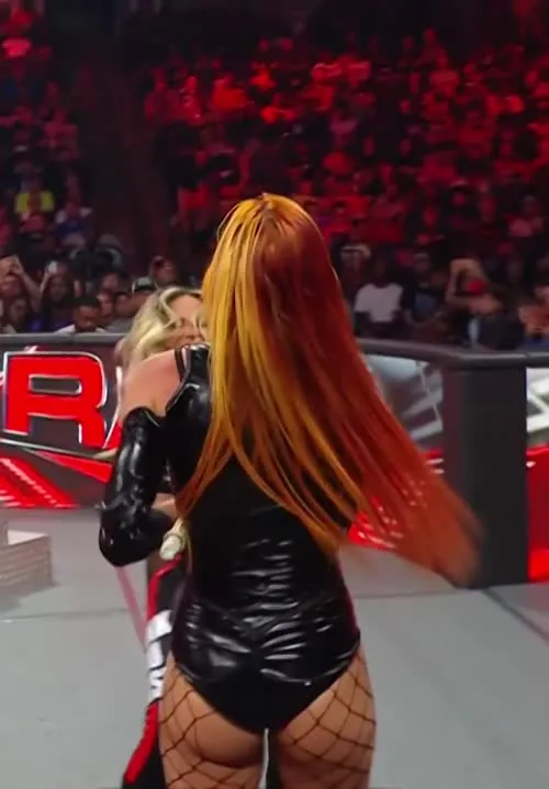 WWE Becky Lynch - Video