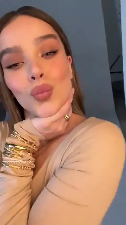 Hailee Steinfeld - Video #312455