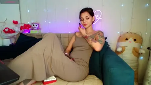 alissa_wxw - Moto ponchik (2025-04-18 17-04-22)