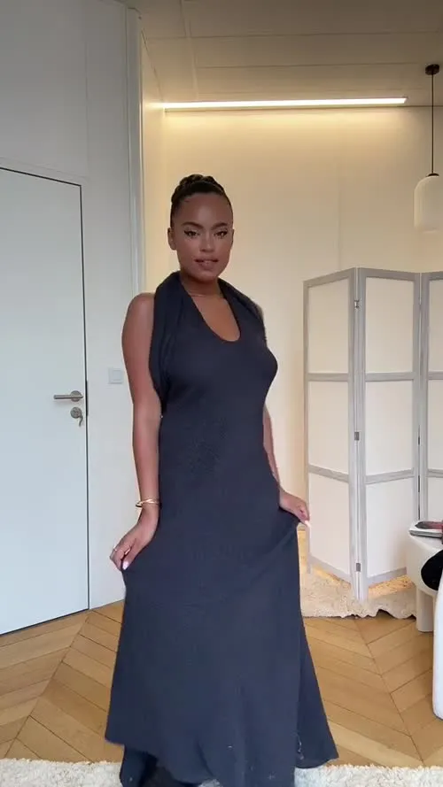 Paola Locatelli - Video #120991