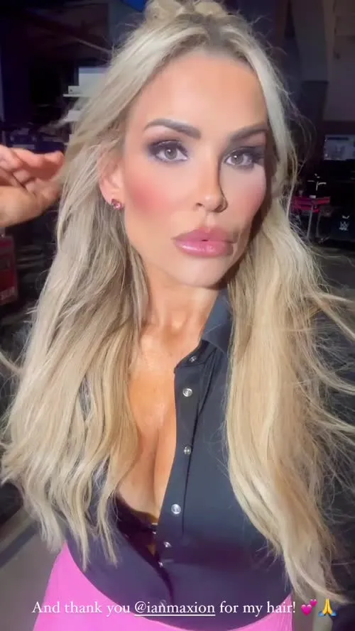 WWE Natalya Neidhart , The Boat - Video