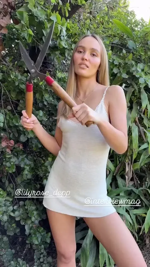 Lily-Rose Depp - Video #239226