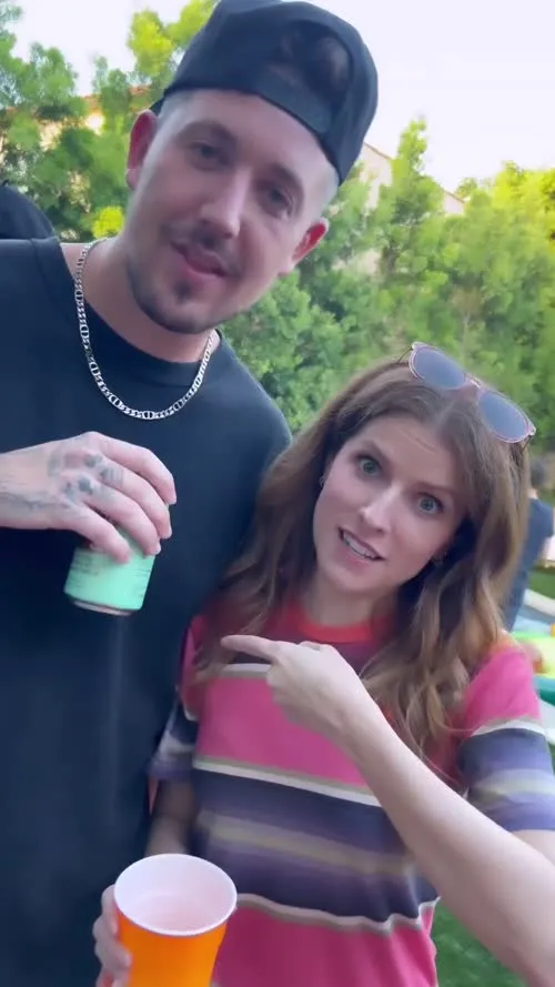 Anna Kendrick - Video
