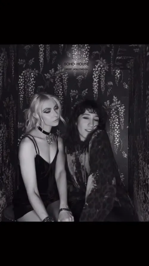 Taylor Momsen - Video