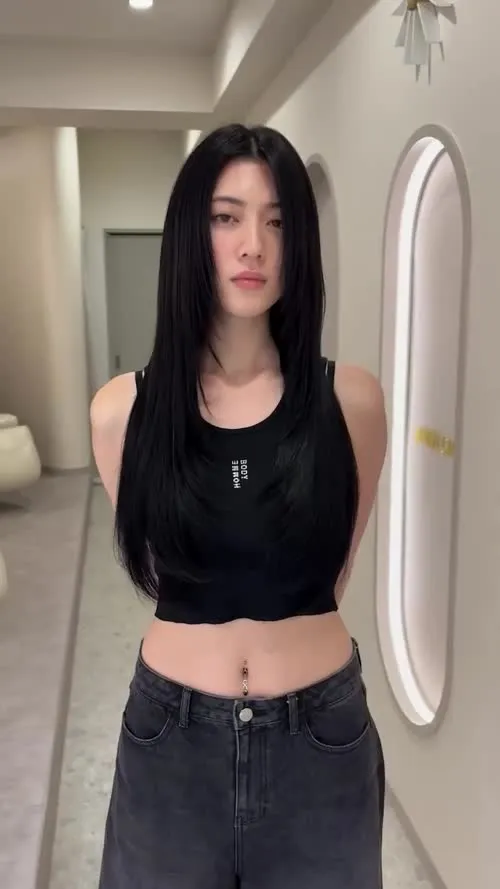 Ayaka Miyoshi - Video