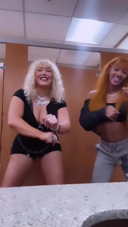 WWE Nikkita Lyons - Video #372304