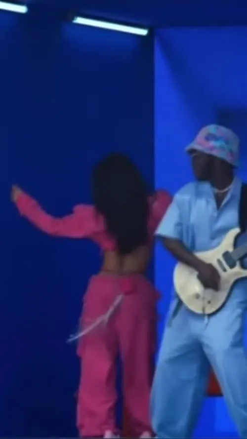Becky G - Video