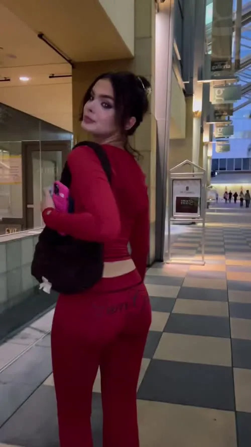 Brighton Sharbino - Video