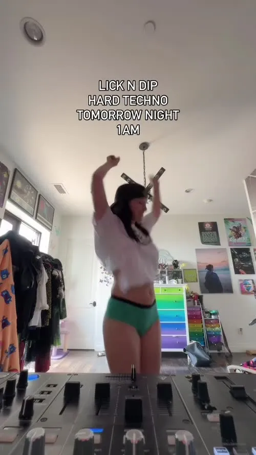 Dani Thorne - Video #155391