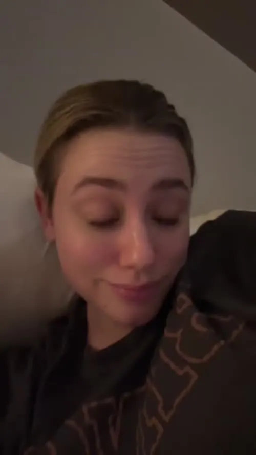 Lili Reinhart - Video