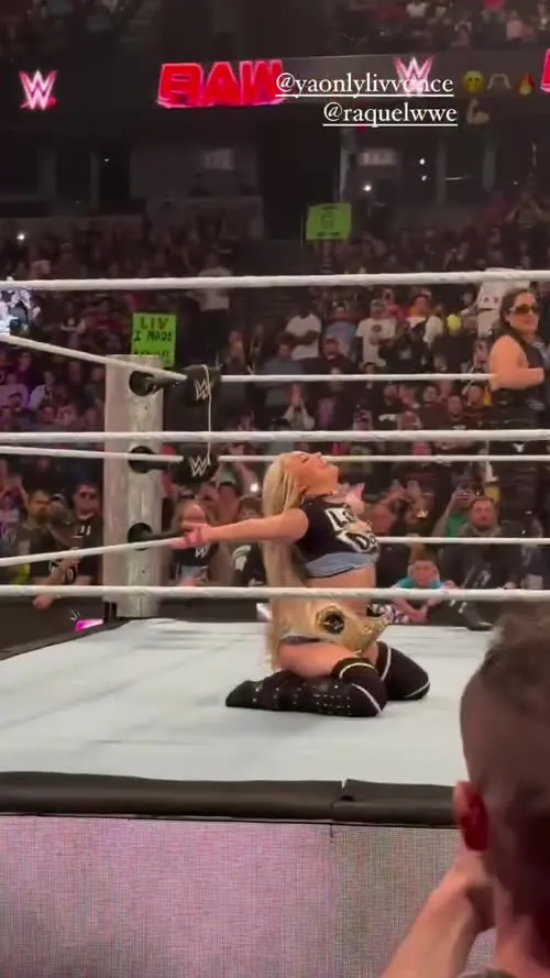 Liv Morgan - Video