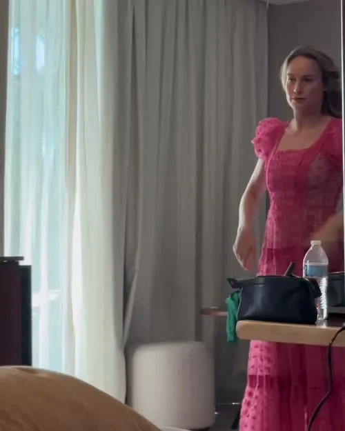 Brie Larson - Video