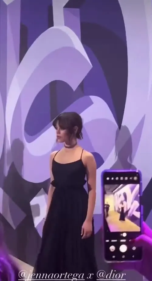 Jenna Ortega - Video