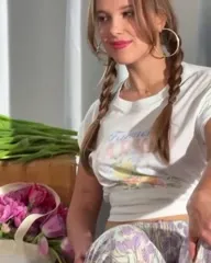 Millie Bobby Brown - Video