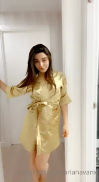 Ariana Van X - Video
