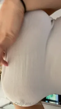 Rebecca More / Rebecca Moore - Source
