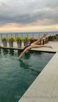 Solazola / baby_sue - Video