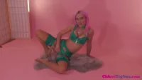 Chloe Toy - Video
