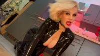 Rebecca More / Rebecca Moore - Video
