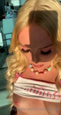 dixielynnxxx (Dixie Lynn) - Video