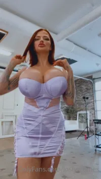 Joslyn James - Video