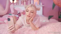 Eva Elfie - Video