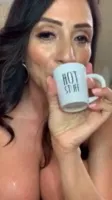 Ariella Ferrera - Video