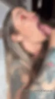 Kleio Valentien - Source