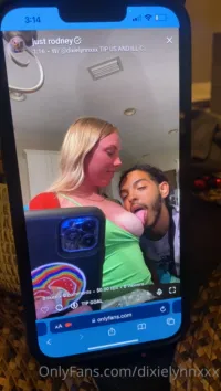 dixielynnxxx (Dixie Lynn) - Source