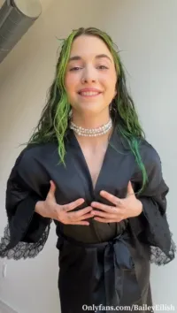 Bailey Eilish / baileyeilishxo / baileyeilish69 - source