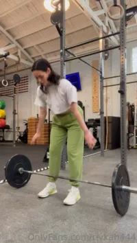 Becca Brown / Rivkah Reyes - Video