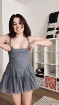 Leana Lovings - Video