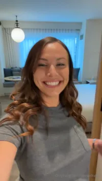 Aidra Fox - Video