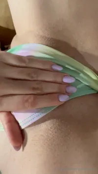 Saralia aka Gummies15 - Video