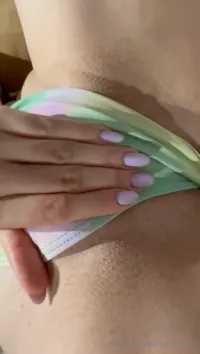Saralia aka Gummies15 - Video