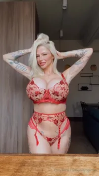 Joslyn James - Video