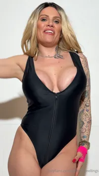 Jennifer Keellings - Video