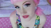 Evie Rees / jiggleyourpuffs - Video