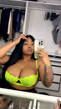 Jada Fire - Video
