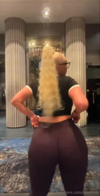 Alexis Andrews - Video