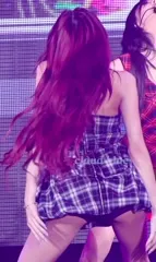 Yuna - ITZY (유나, Shin Yu Na) - Video #315300