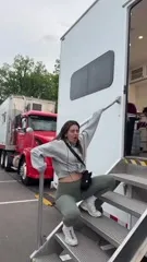 Kathryn Newton - Video