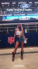 Danielle Moinet / Summer Rae - Video
