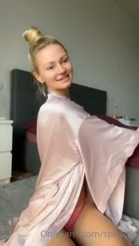 Merry Pie - Video